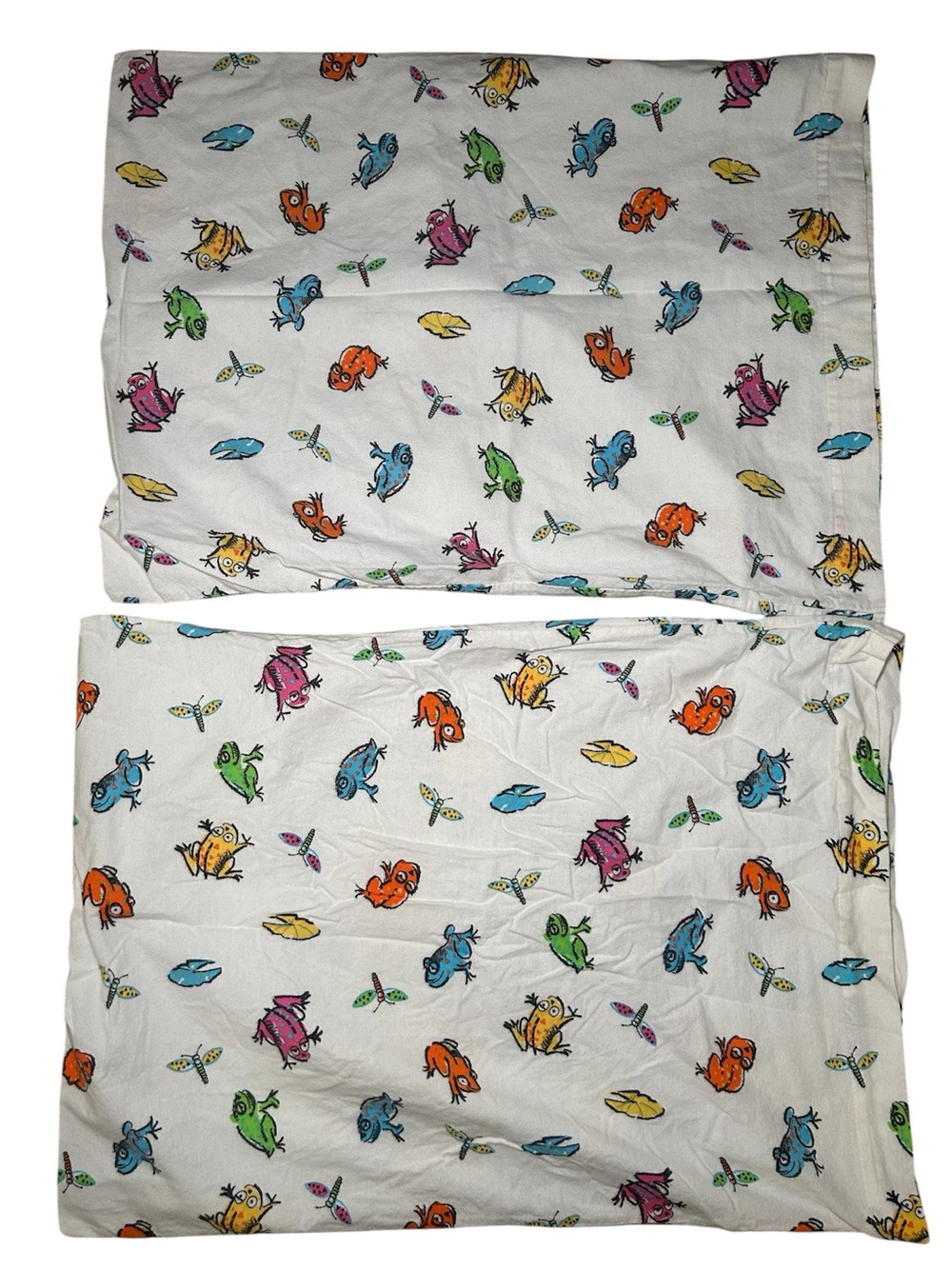 JC Penny Home Vintage Colorful Frog 100% Cotton White Bright Pillow Case Set